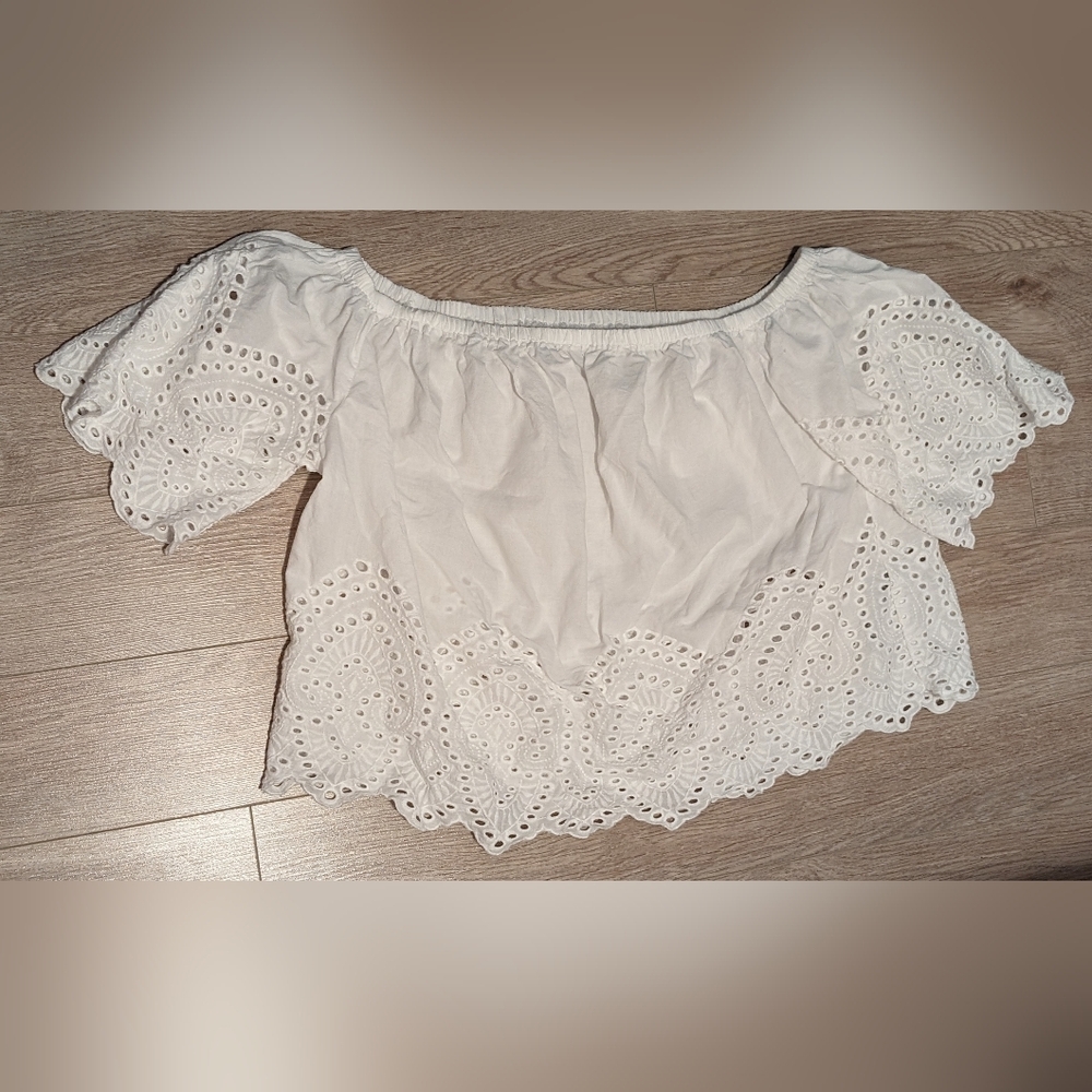 Abercrombie & Fitch White Eyelet Off the Shoulder Top